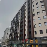 S Balkan Square